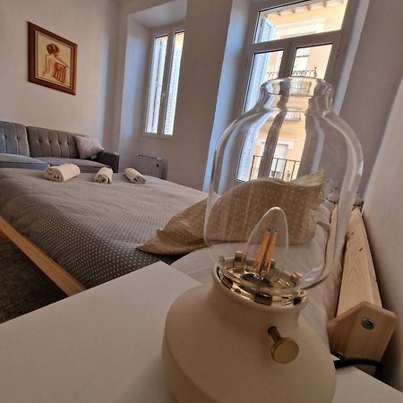 Frailes Apartments Granada Dış mekan fotoğraf